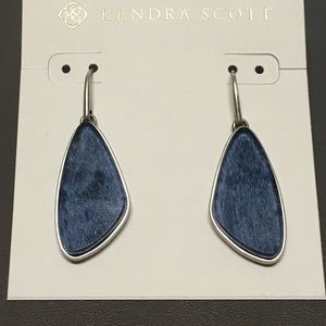 Kendra Scott Navy (Wood-look) Earrings